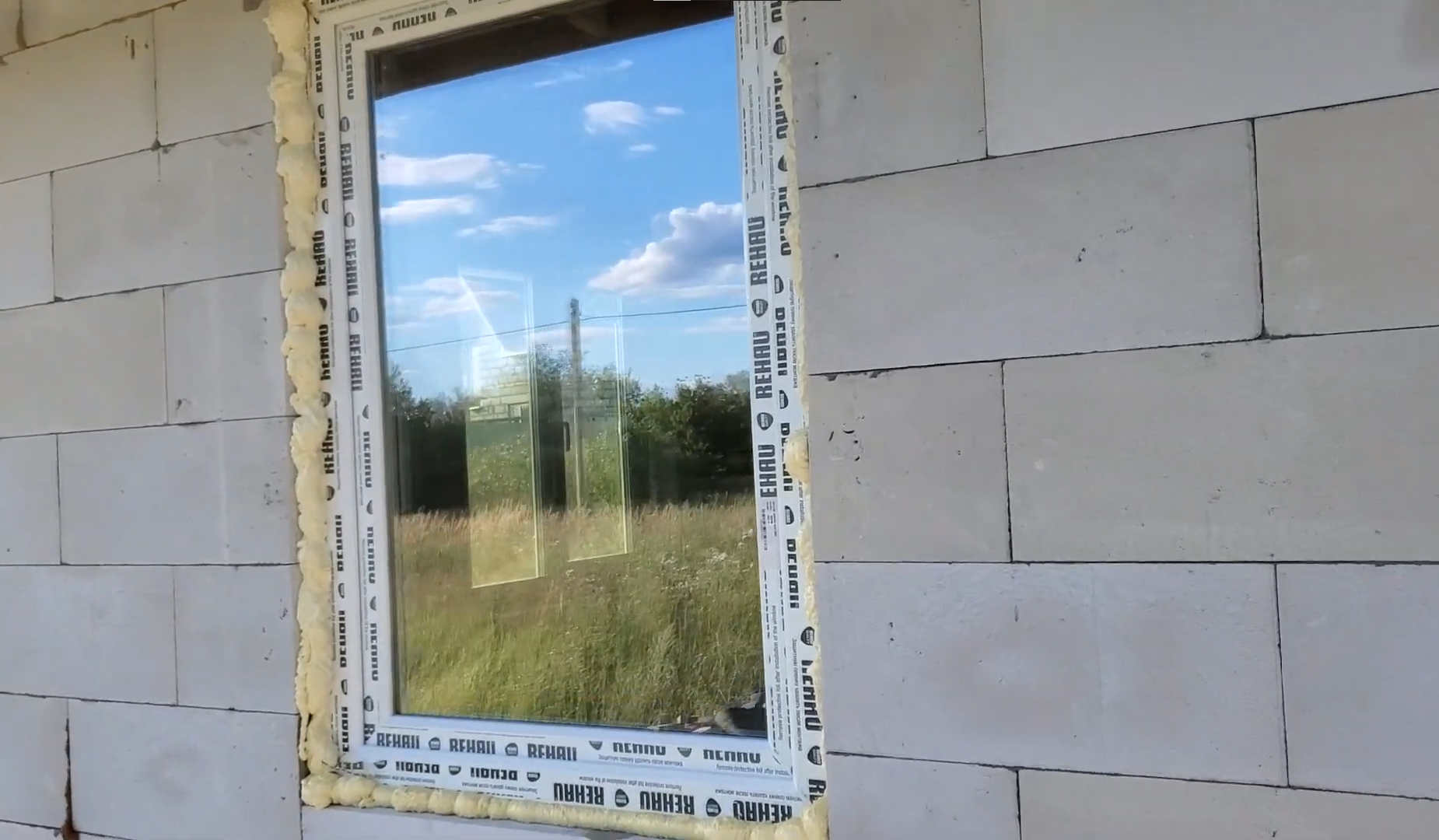 https://tyumen.delaem-okna.ru/storage/app/uploads/public/63f/305/ee3/63f305ee3d159994098874.png